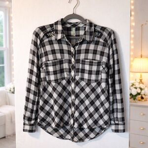 ✨ Free People Lightweight Plaid Button Up w CollarBone Embellishment Size S
